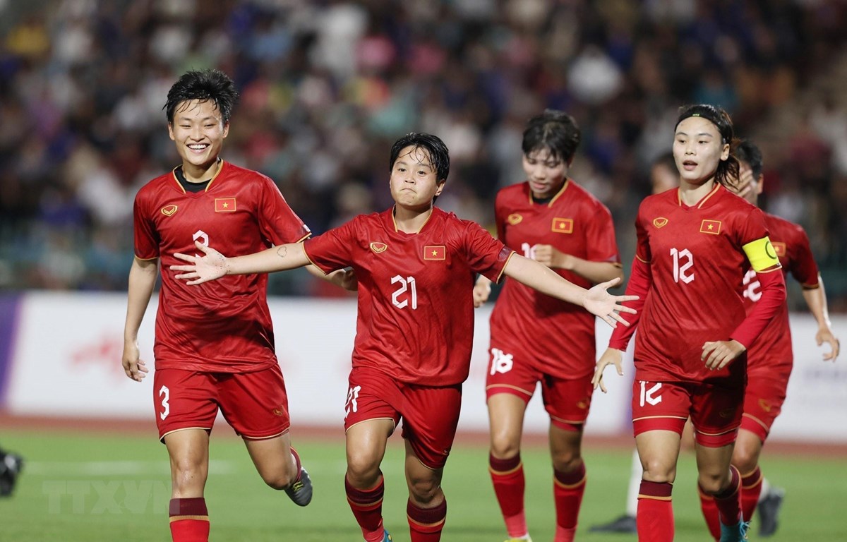 Bóng đá nữ Việt Nam vẫn cần cải thiện về mặt chuyên môn 