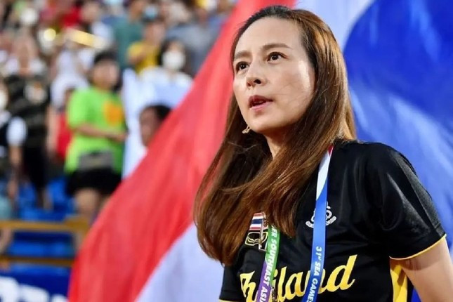 Bóng đá Thái Lan chính thức có chủ tịch mới