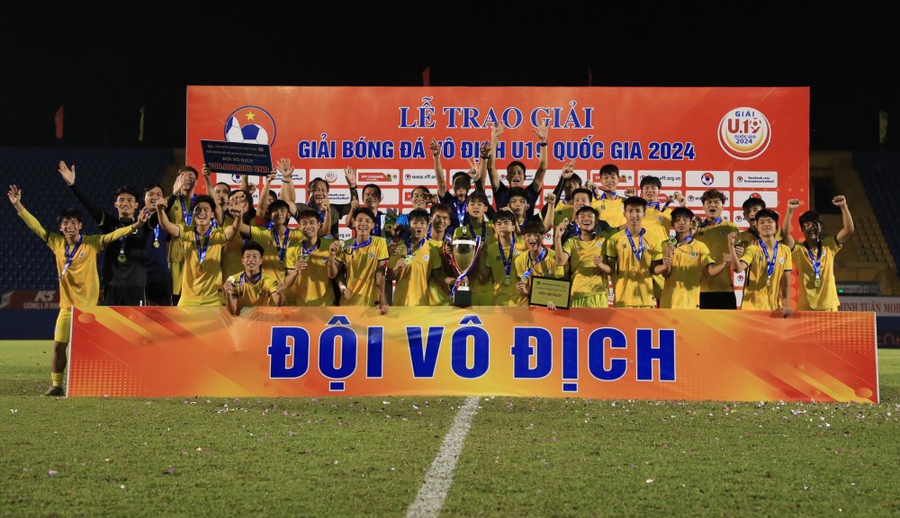 Hà Nội FC lại vô địch giải U19 Quốc gia
