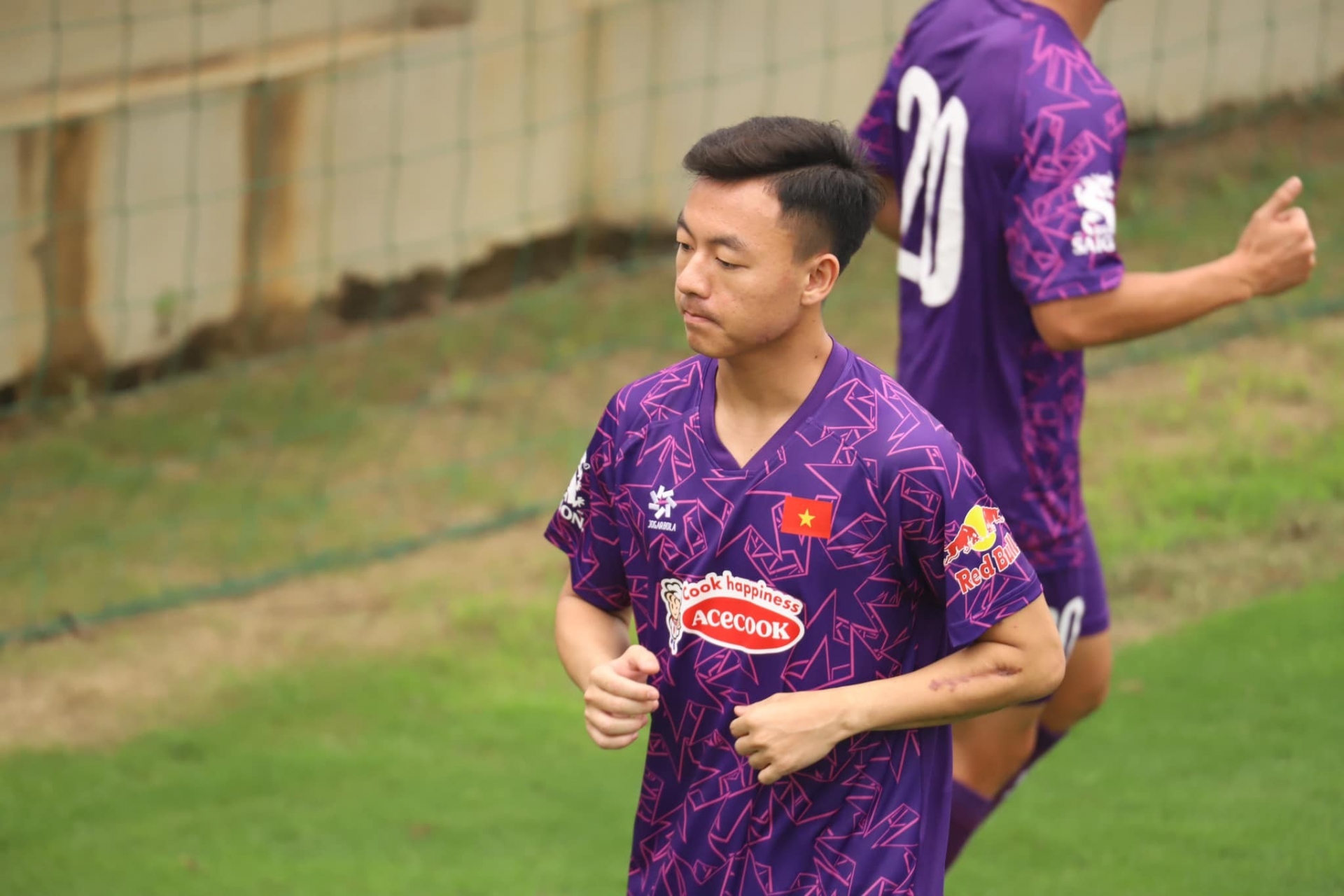 Tờ Lucarne-opposee ấn tượng với Nguyễn Thái Sơn ở U23 Việt Nam