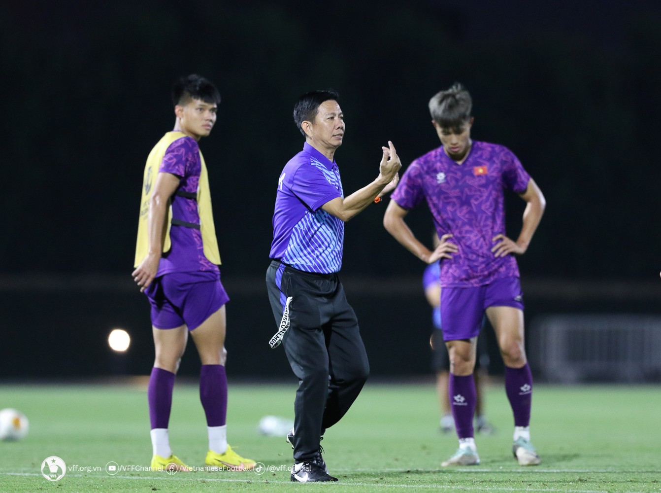 HLV Hoàng Anh Tuấn tham dự buổi họp báo trước bảng D VCK U23 châu Á 2024 