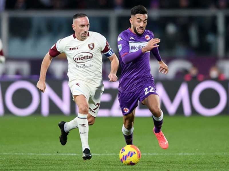 Soi kèo Salernitana vs Fiorentina lúc 23h00 ngày 21/4/2024